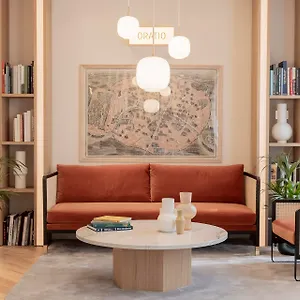 Oratio Hotel